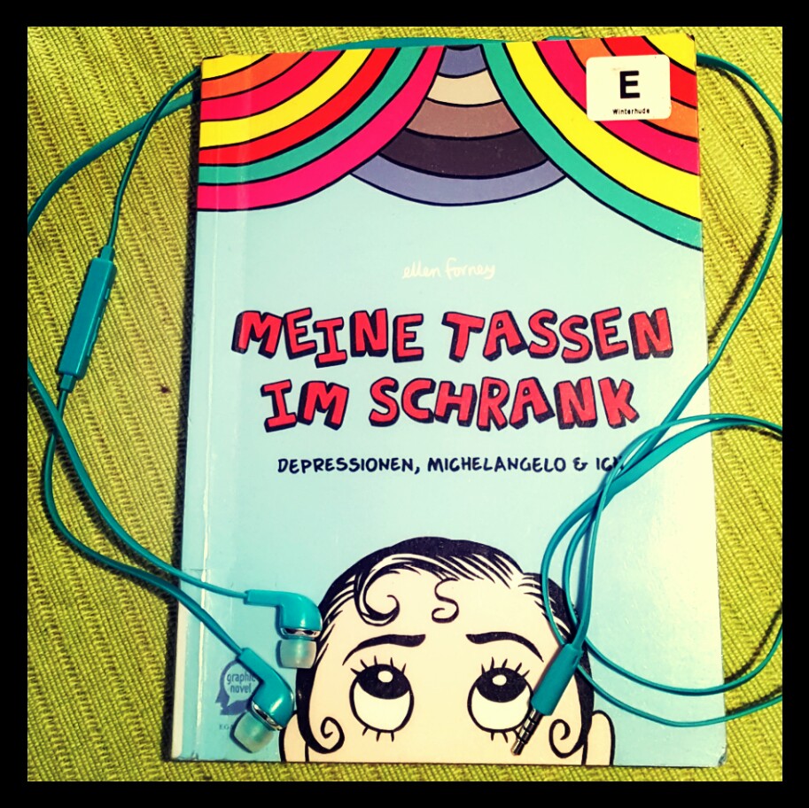 Ellen Forney – Meine Tassen im Schrank