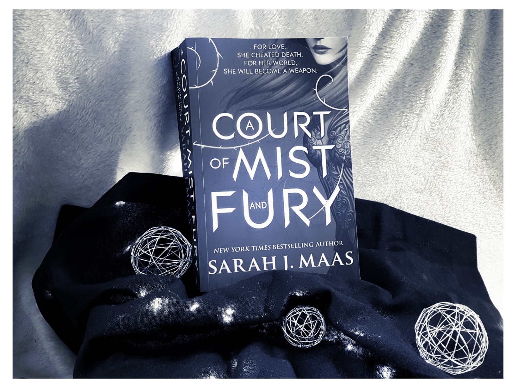 [Rezension] Sarah J. Maas – A Court of Mist and Fury